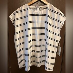 NWT Worthington Black and White Striped Sleeveless Top XXL